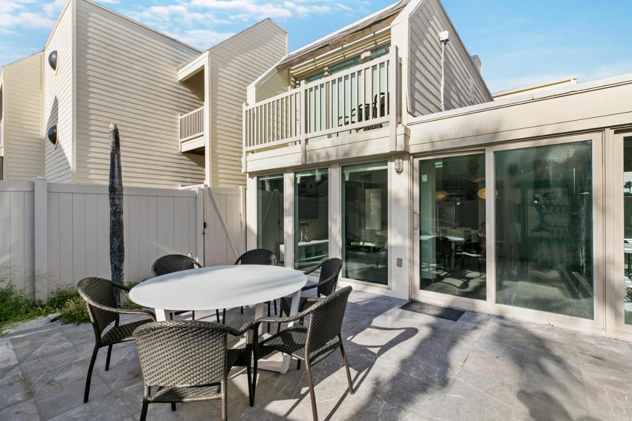 Upscale Modern Villa Private W Terrace In Bahia Mar Beachfront Resort, Heated Pool! South Padre Island Extérieur photo